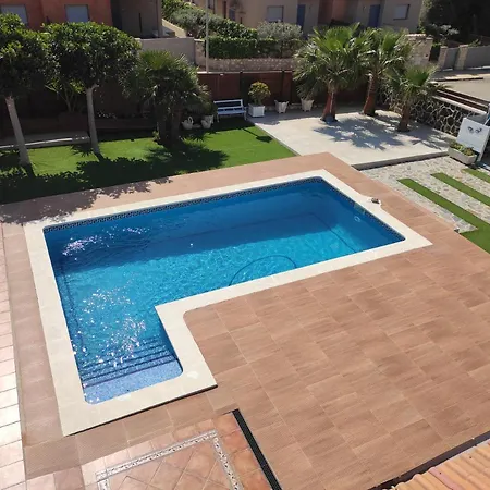 Cal53 Villa Calafat